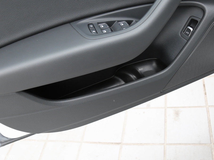 2017?yun)WA6L 30 FSI g(sh)