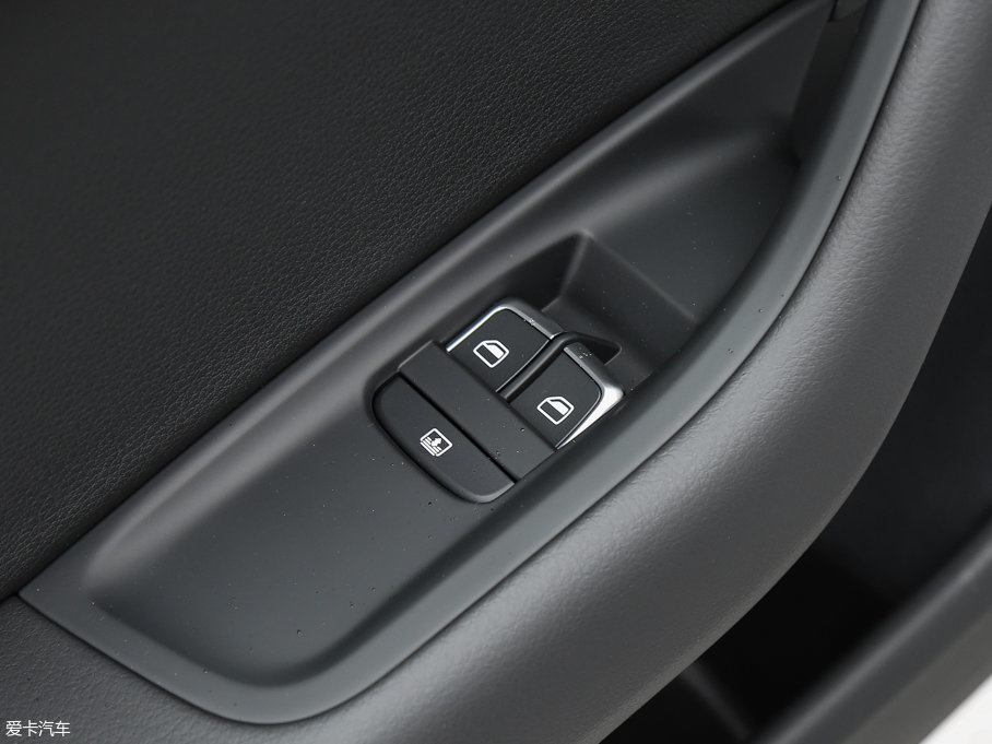 2017WA6L 30 FSI g(sh)