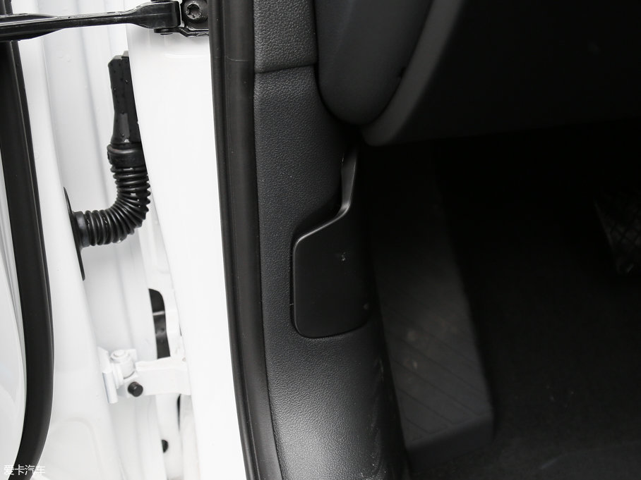 2017WA6L 30 FSI g(sh)