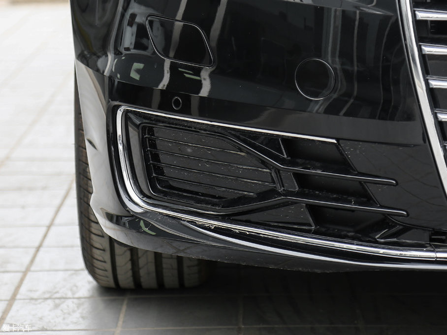 2017WA6L 50 TFSI quattro A