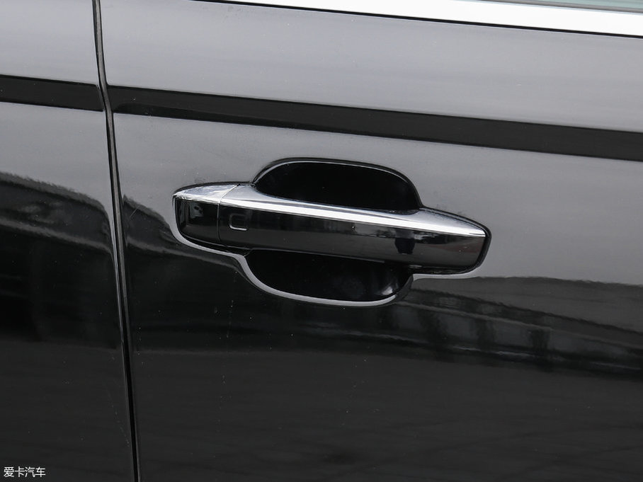 2017WA6L 50 TFSI quattro A