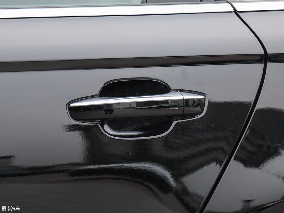 2017WA6L 50 TFSI quattro A