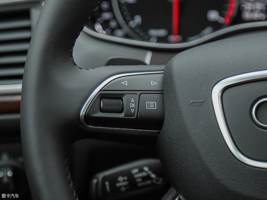 2017WA6L 50 TFSI quattro A