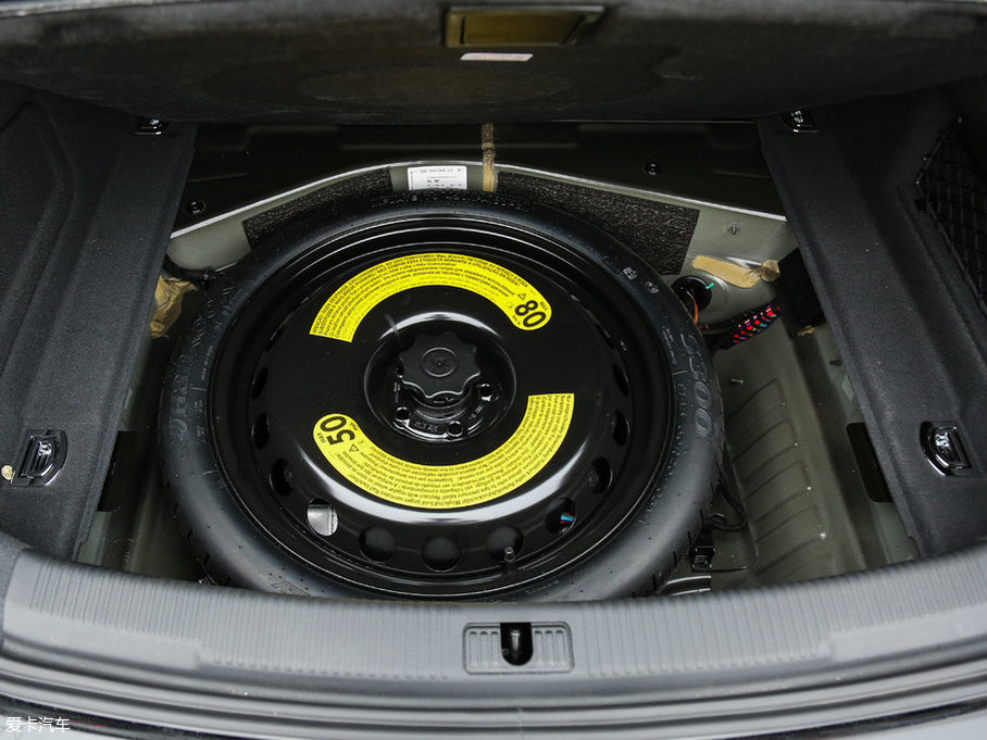 2017WA6L 50 TFSI quattro A