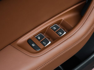 201750 TFSI quattro  g