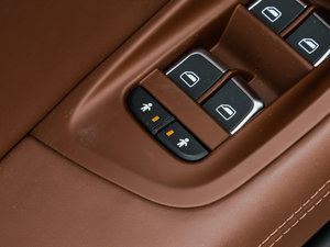 201750 TFSI quattro  g