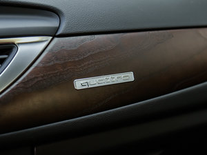 201750 TFSI quattro  g