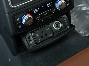 201750 TFSI quattro  g