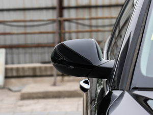 201750 TFSI quattro A ^