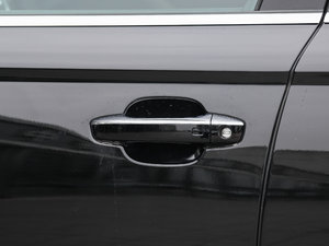 201750 TFSI quattro A {T