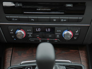 201750 TFSI quattro A {{