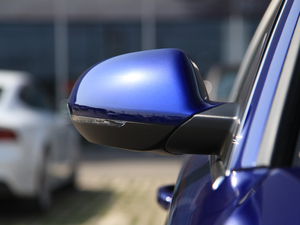 201840 e-tron (x)(ji)^