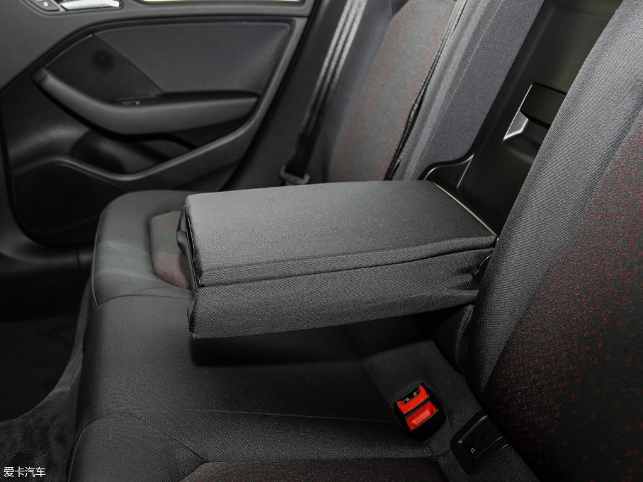 2017?yun)WA3 35 TFSI M(jn)ȡ