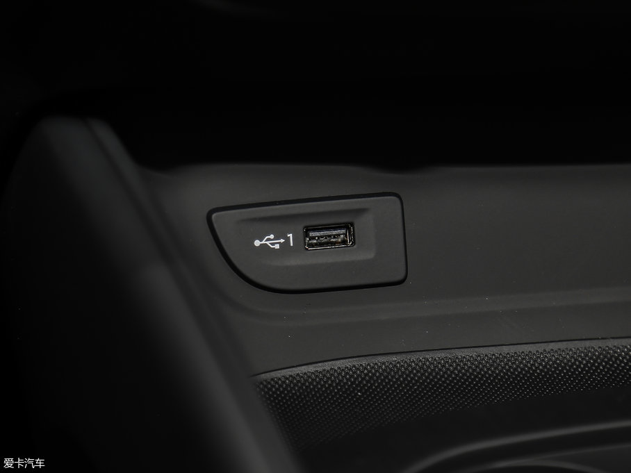 2017?yun)WA3 35 TFSI M(jn)ȡ