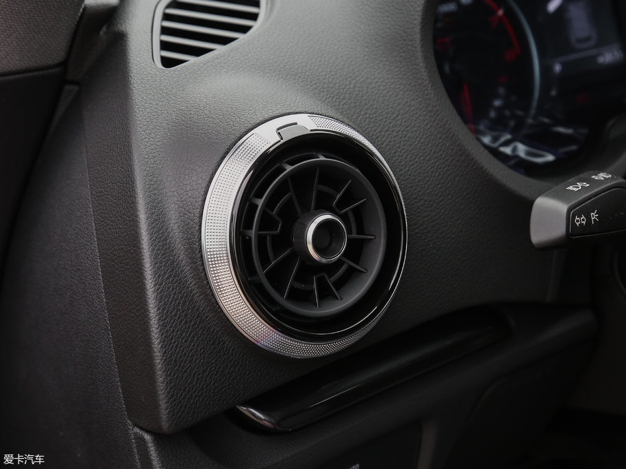 2017?yun)WA3 35 TFSI r(sh)