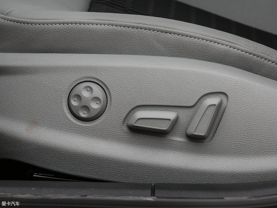 2017?yun)WA3 35 TFSI r(sh)