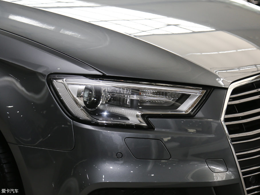 2017?yun)WA3 35 TFSI r(sh)