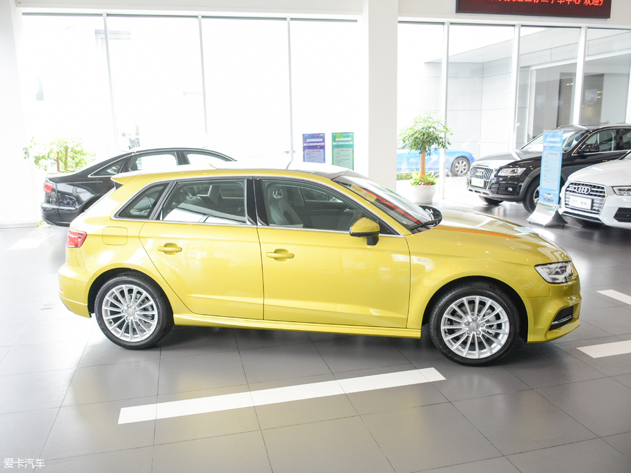 2017WA3 35 TFSI r(sh)