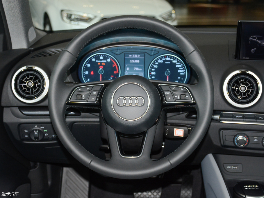 2017?yun)WA3 35 TFSI r(sh)