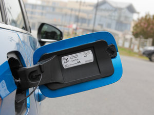 201740 TFSI L(fng) (x)(ji)^