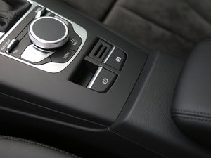 201740 TFSI \(yn)(dng) v܇Ƅ(dng)