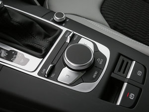 201735 TFSI r(sh) {(dio)(ji)