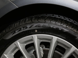 201735 TFSI r ݆̥ߴ