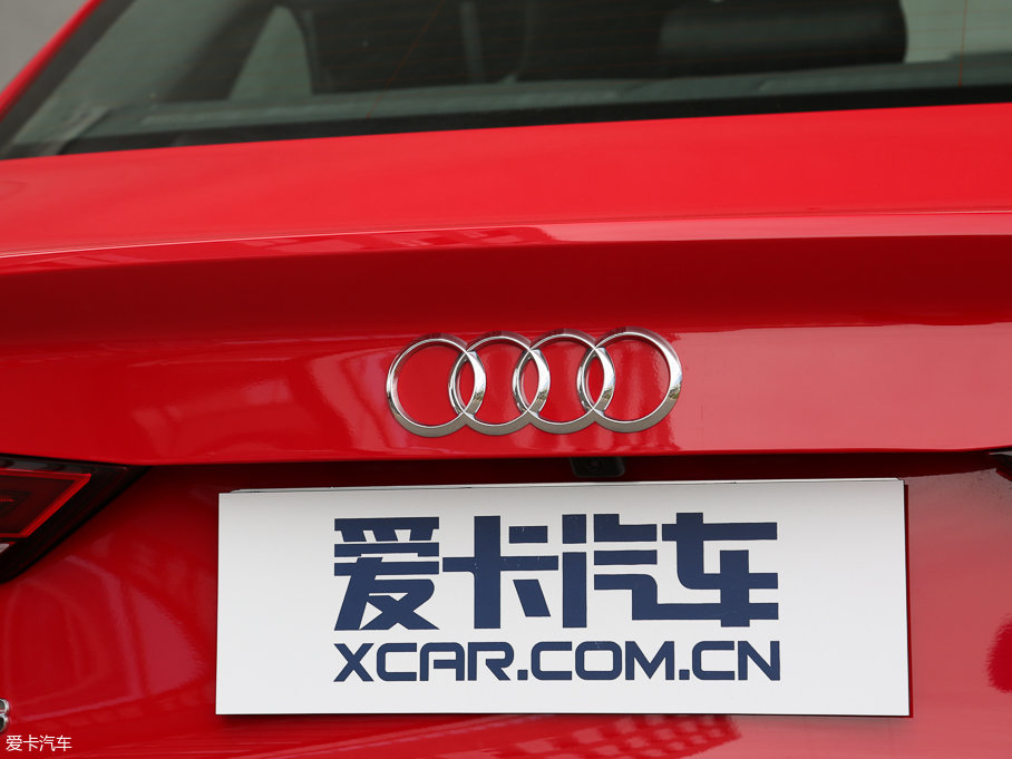 2017WA3 Limousine 40 TFSI \