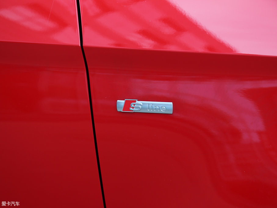 2017WA3 Limousine 40 TFSI \