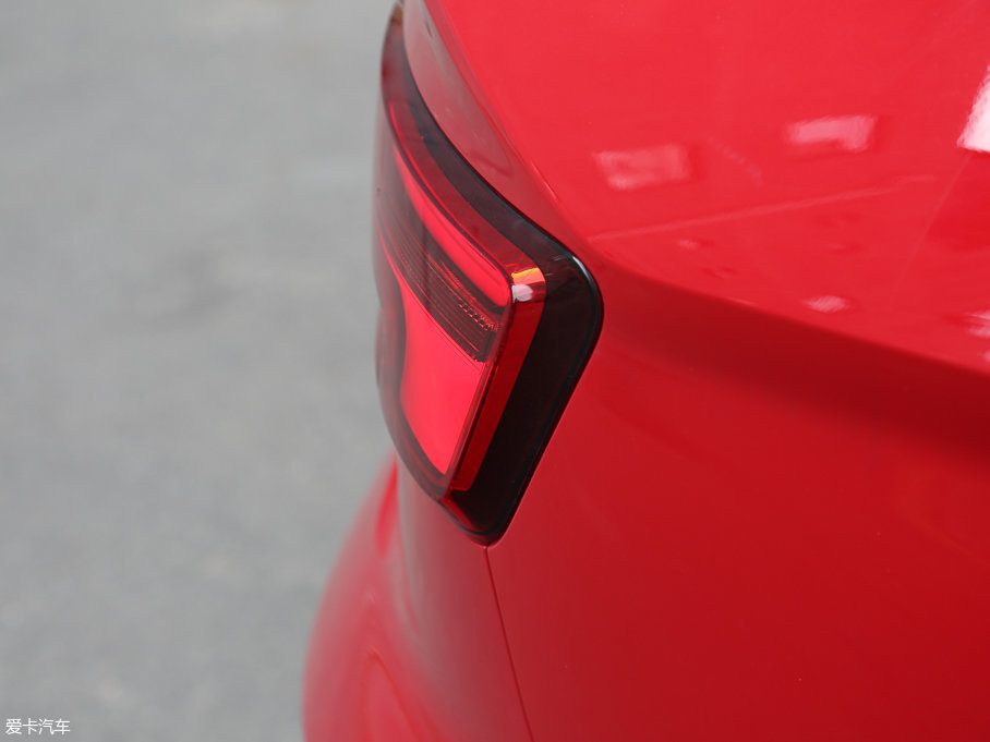 2017WA3 Limousine 40 TFSI \