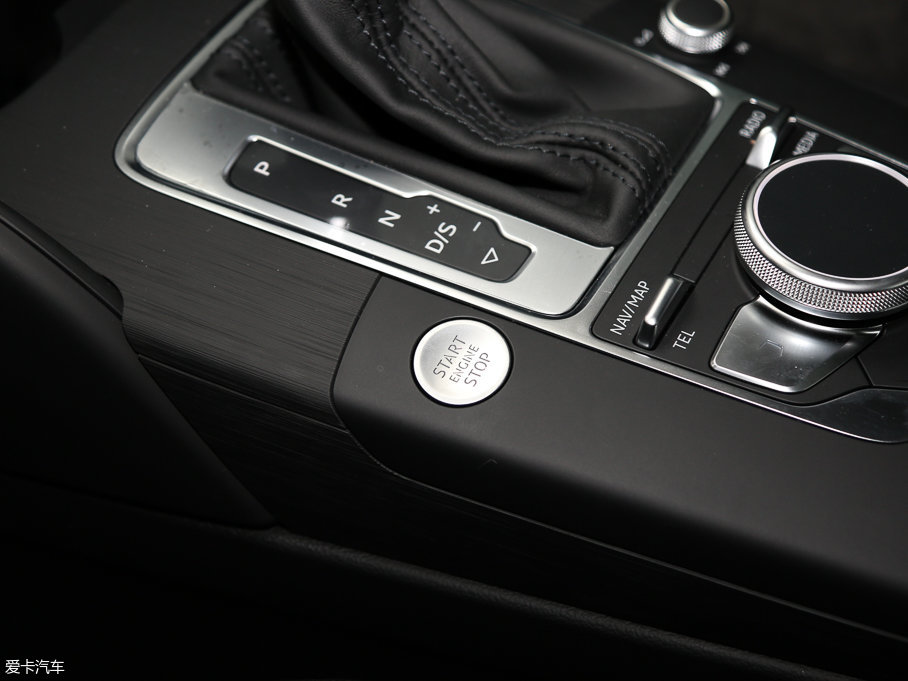 2017WA3 Limousine 40 TFSI \