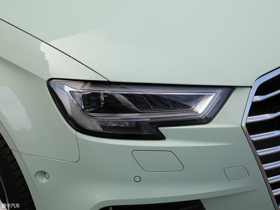 2017WA3 Limousine 40 TFSI L