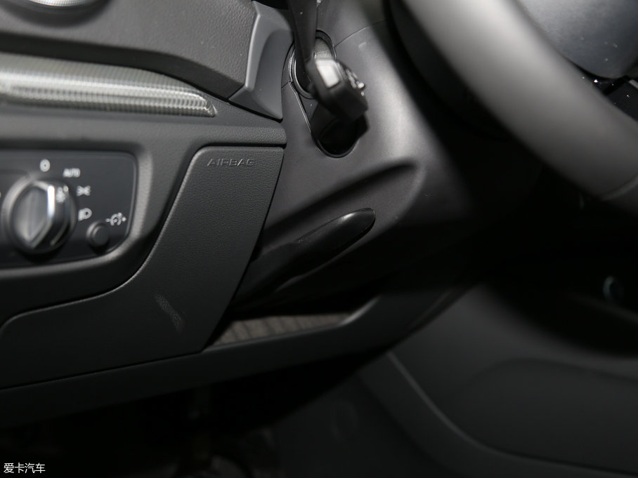 2017WA3 Limousine 40 TFSI L