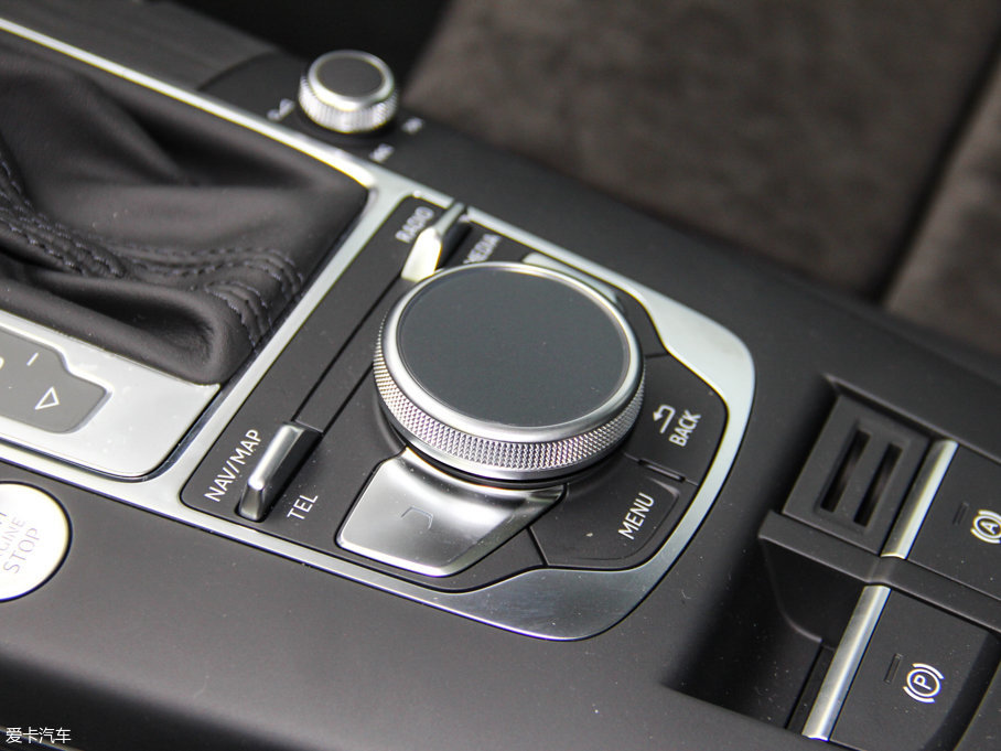 2017WA3 Limousine 40 TFSI \