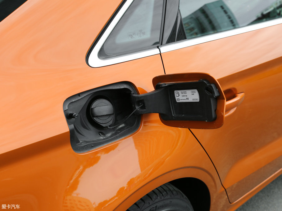 2017WA3 Limousine 40 TFSI L