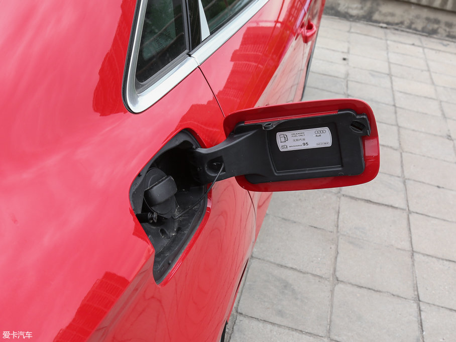 2017WA3 Limousine 40 TFSI L