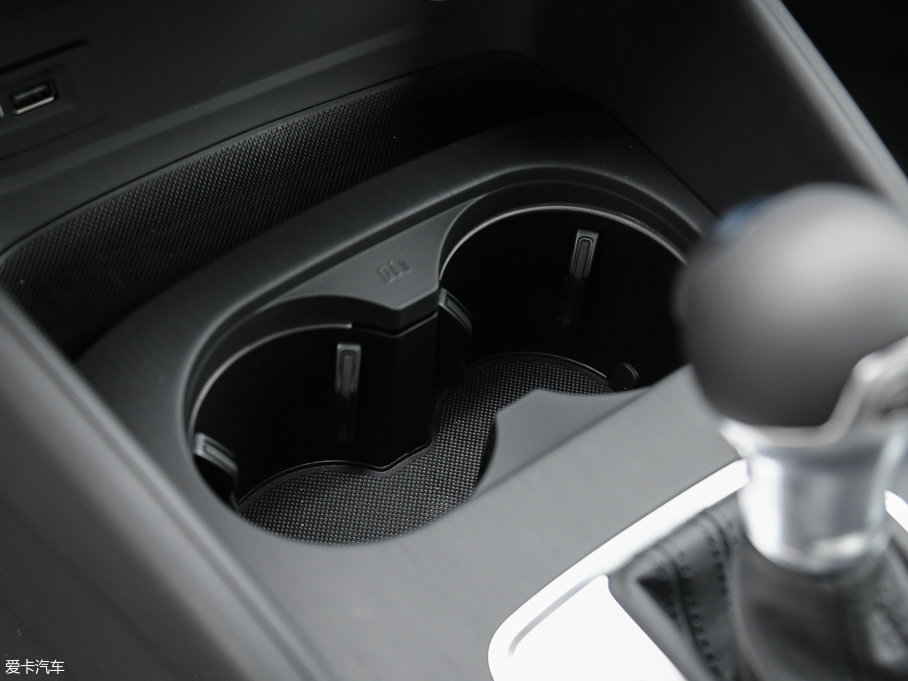 2017WA3 Limousine 40 TFSI L