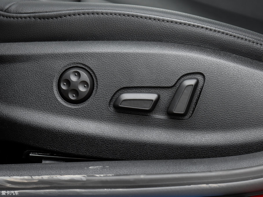 2017WA3 Limousine 40 TFSI L