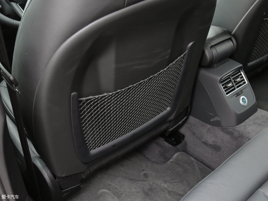 2017WA3 Limousine 40 TFSI L