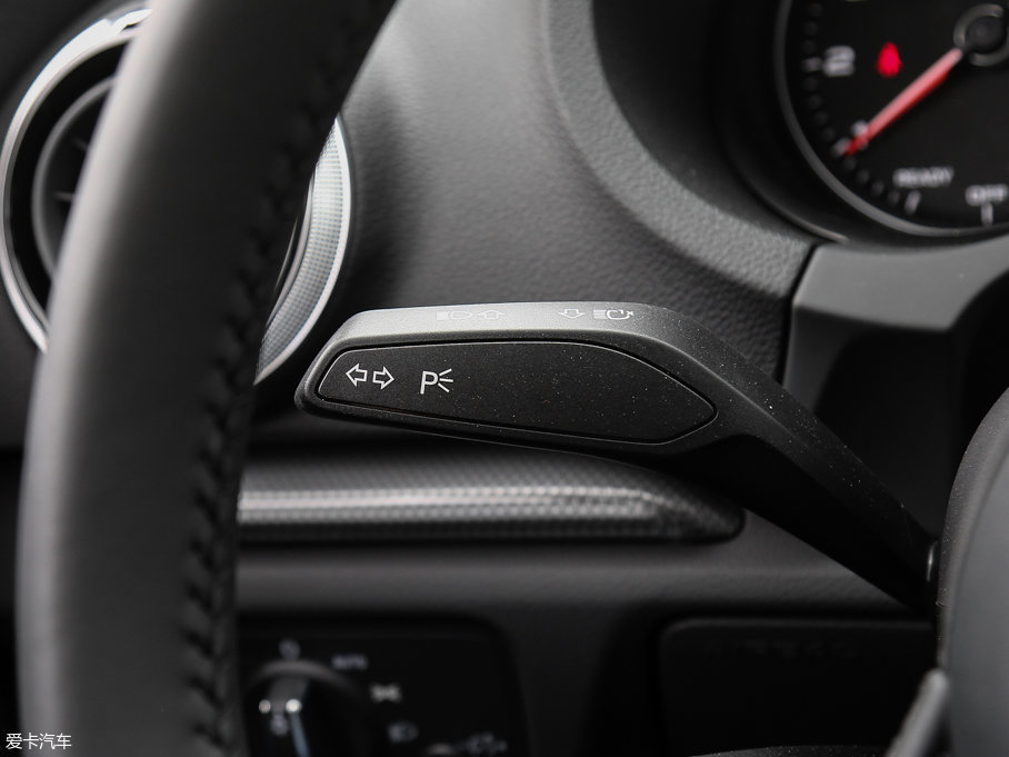 2017?yun)WA3 Limousine 40 TFSI L(fng)