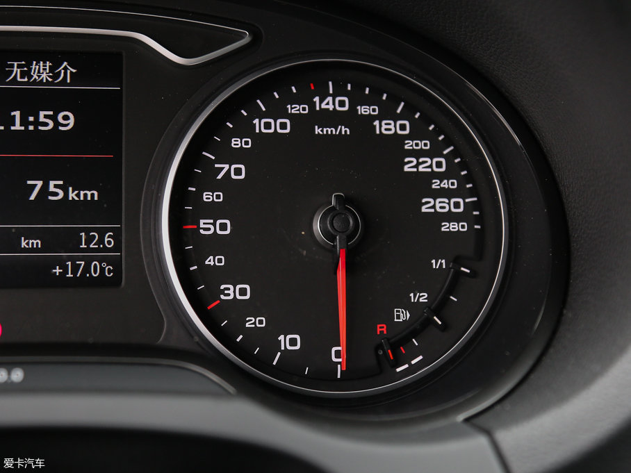 2017WA3 Limousine 40 TFSI L