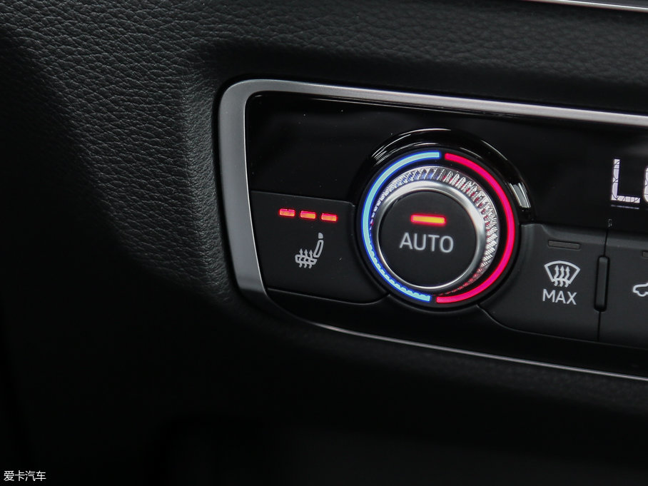 2017WA3 Limousine 40 TFSI L