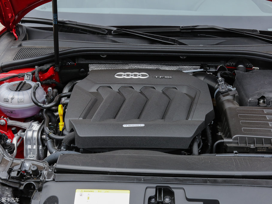 2017WA3 Limousine 40 TFSI L