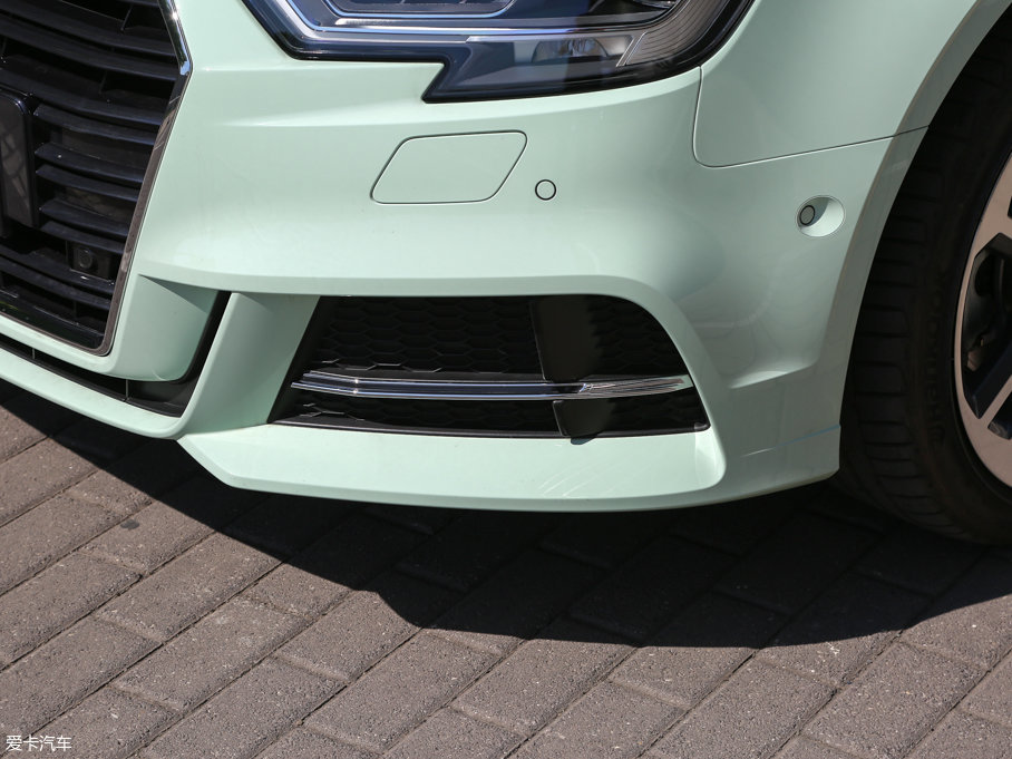 2017WA3 Limousine 40 TFSI \