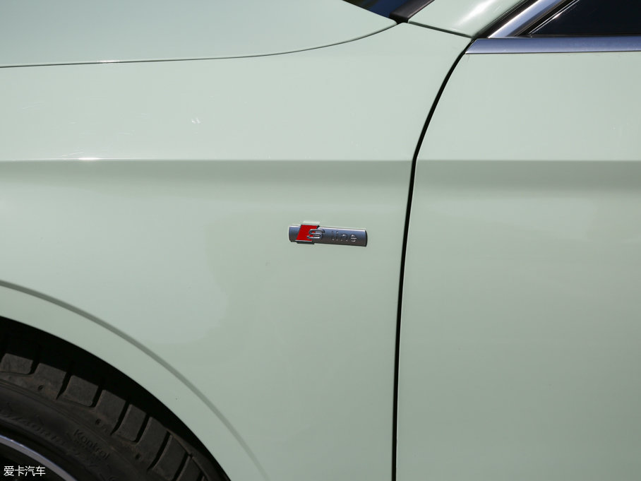 2017WA3 Limousine 40 TFSI \