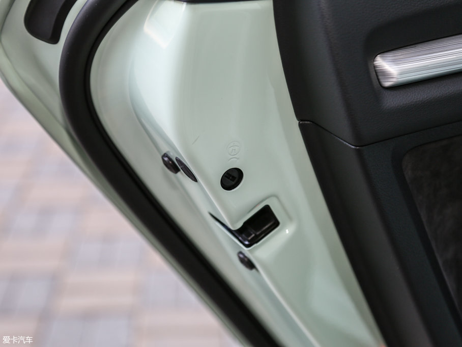 2017WA3 Limousine 40 TFSI \