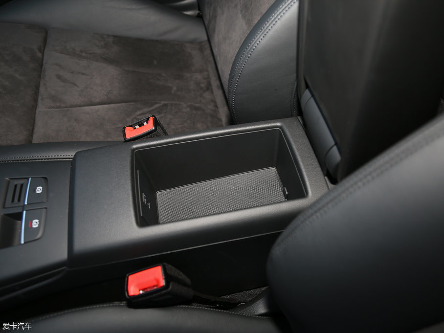 2017WA3 Limousine 40 TFSI \