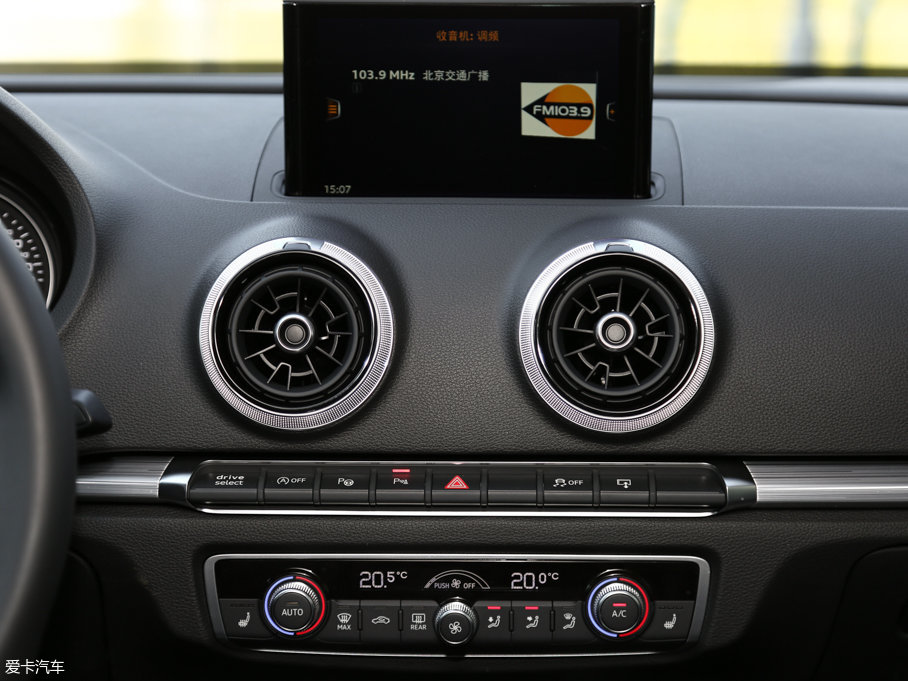 2017?yun)WA3 Limousine 40 TFSI \(yn)(dng)