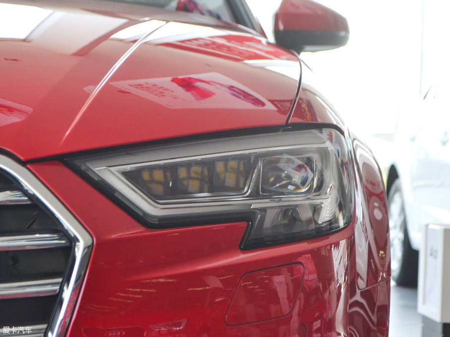 2017WA3 Limousine 35 TFSI L