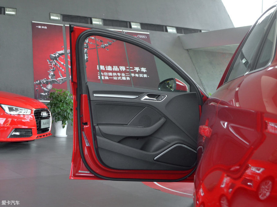 2017WA3 Limousine 35 TFSI L